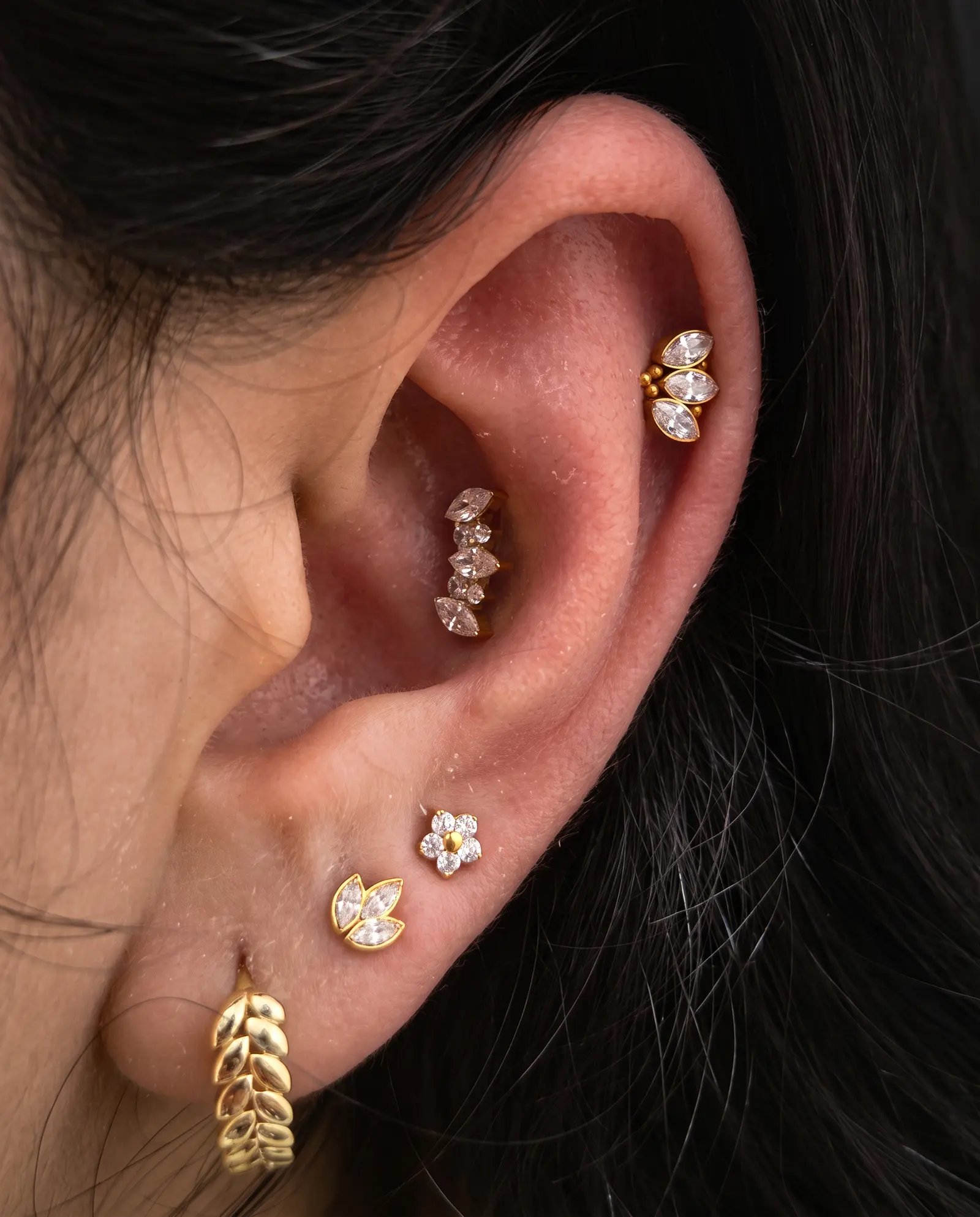 Ear styling stüdyo çalışması 1, kişiye özel kulak kompozisyonu