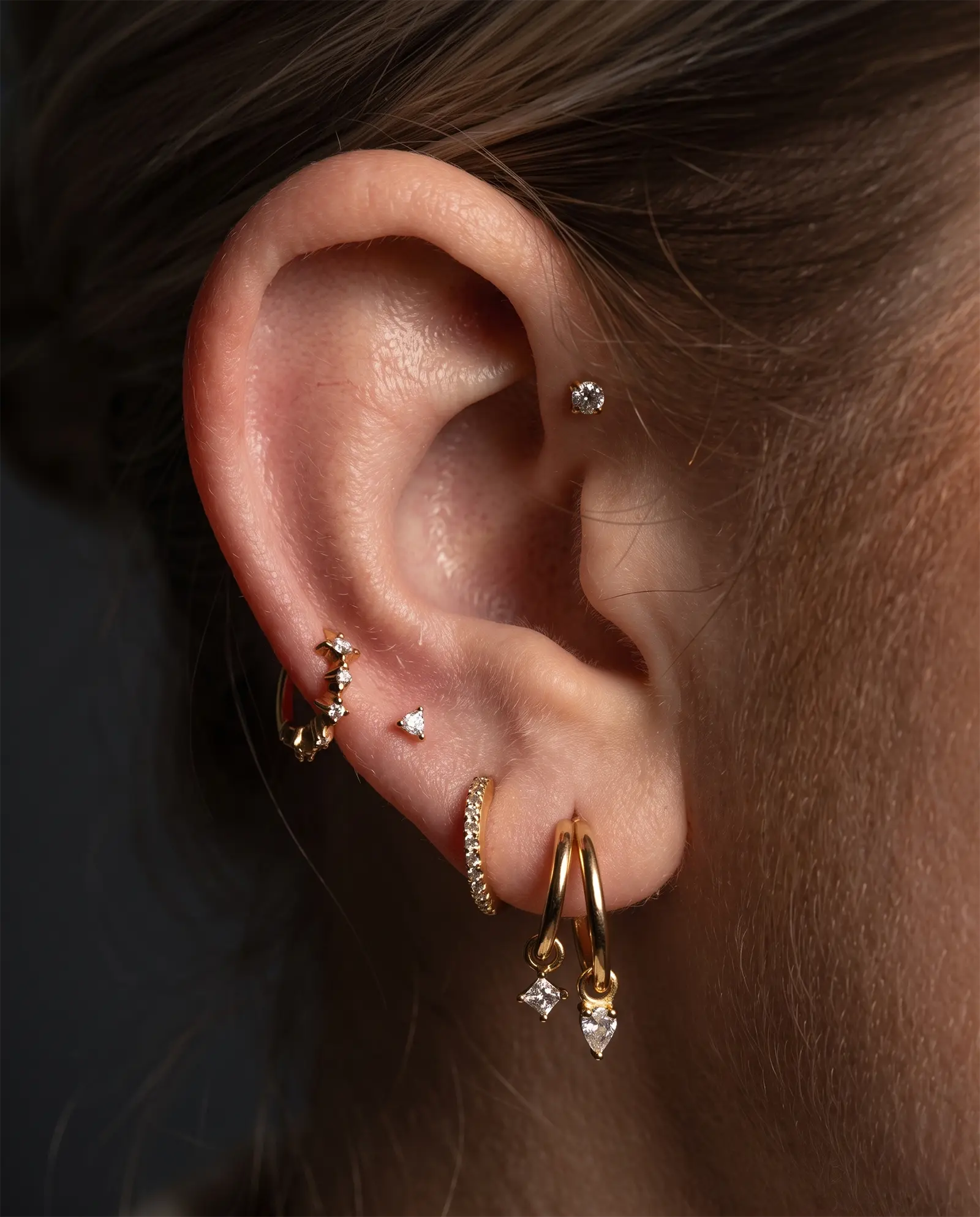 Ear styling stüdyo çalışması 2, kişiye özel kulak kompozisyonu