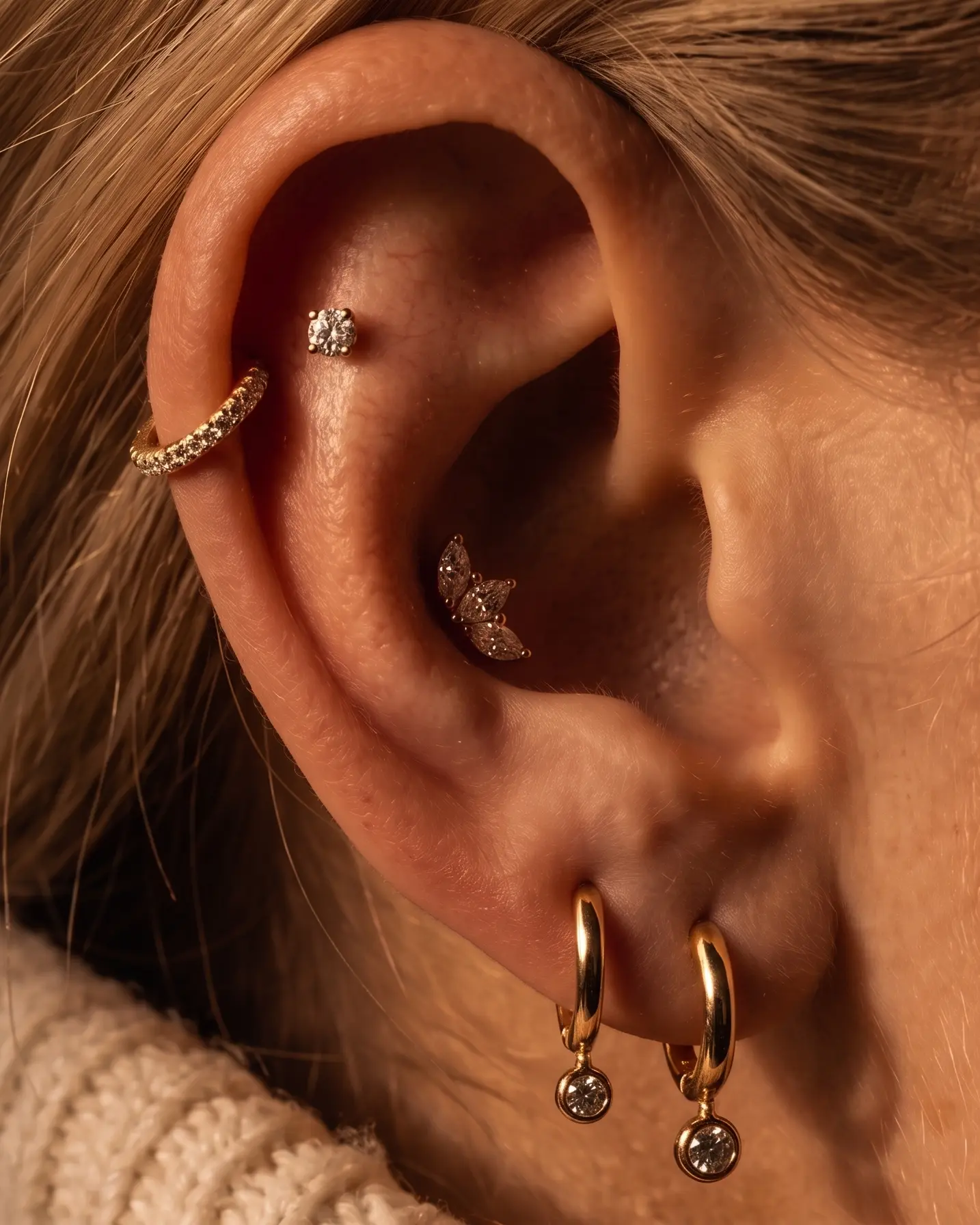 Ear styling stüdyo çalışması 8, kişiye özel kulak kompozisyonu