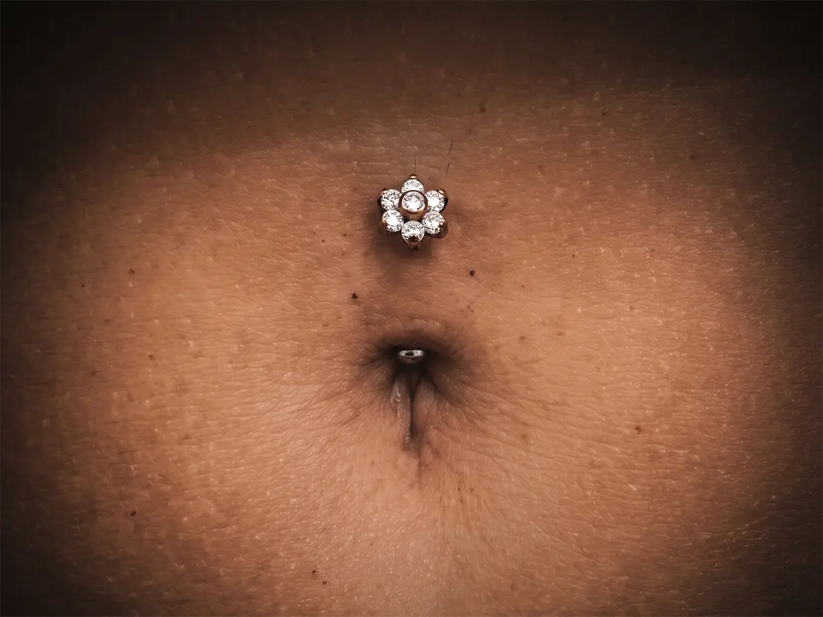 Floating Navel